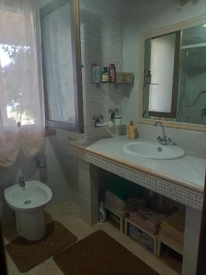 La Casa Del Glicine Lägenhet Nebida