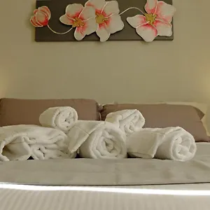 Bed and breakfast Eos Room&breakfast, Iglesias